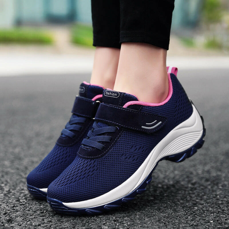 Running Shoes, Outdoor Key-step Sports Shoes, Thick-soled Height-increasing Shoes.