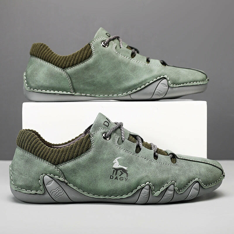 High Quality Men Sneakers Fashion Lace-up Flats Shoes.