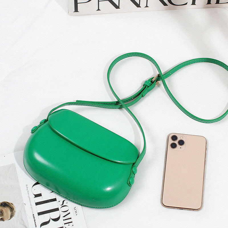 Candy Color Cute Shell Bag Ins Fashion Saddle Bags Women Shoulder Messenger Bag.