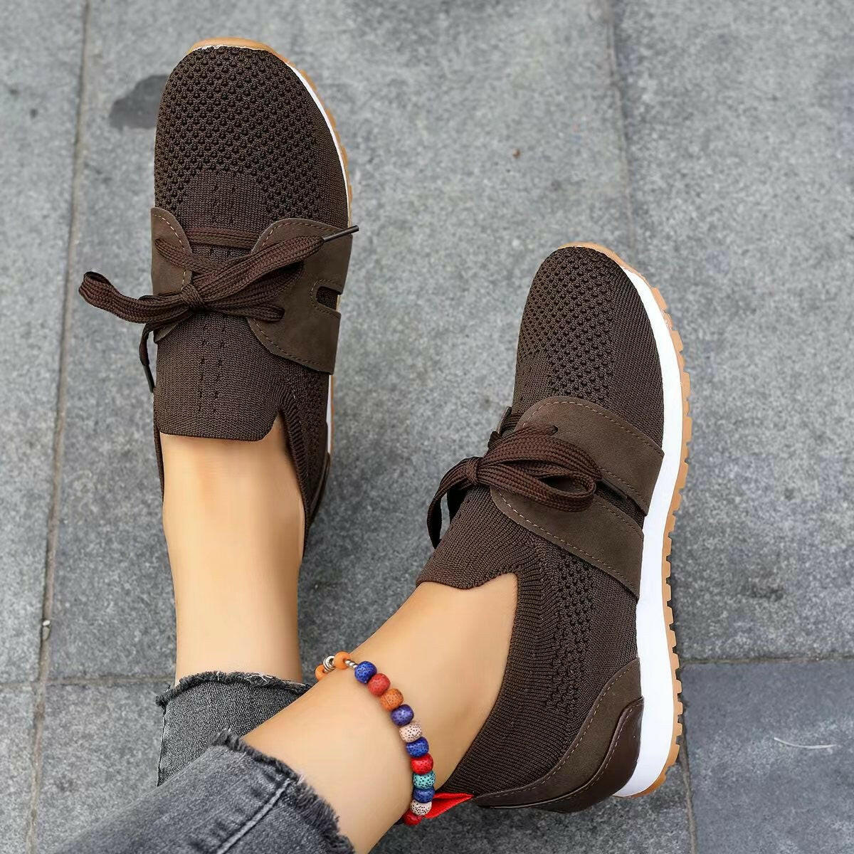 New Lace Up Mesh Flats Shoes For Women Breathable Casual Breathable Walking Wedges Shoes.