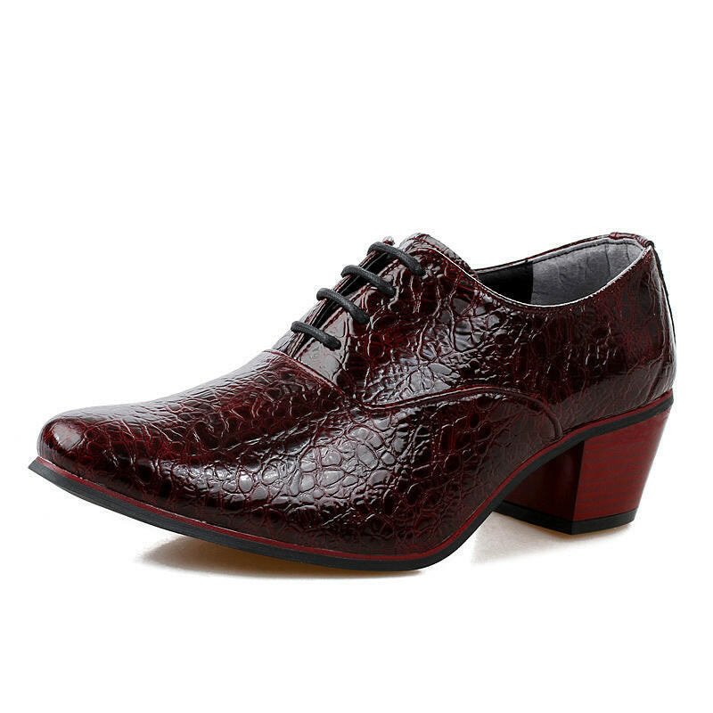 British Fashion Shoe Men Have Raised Pointy Tips.