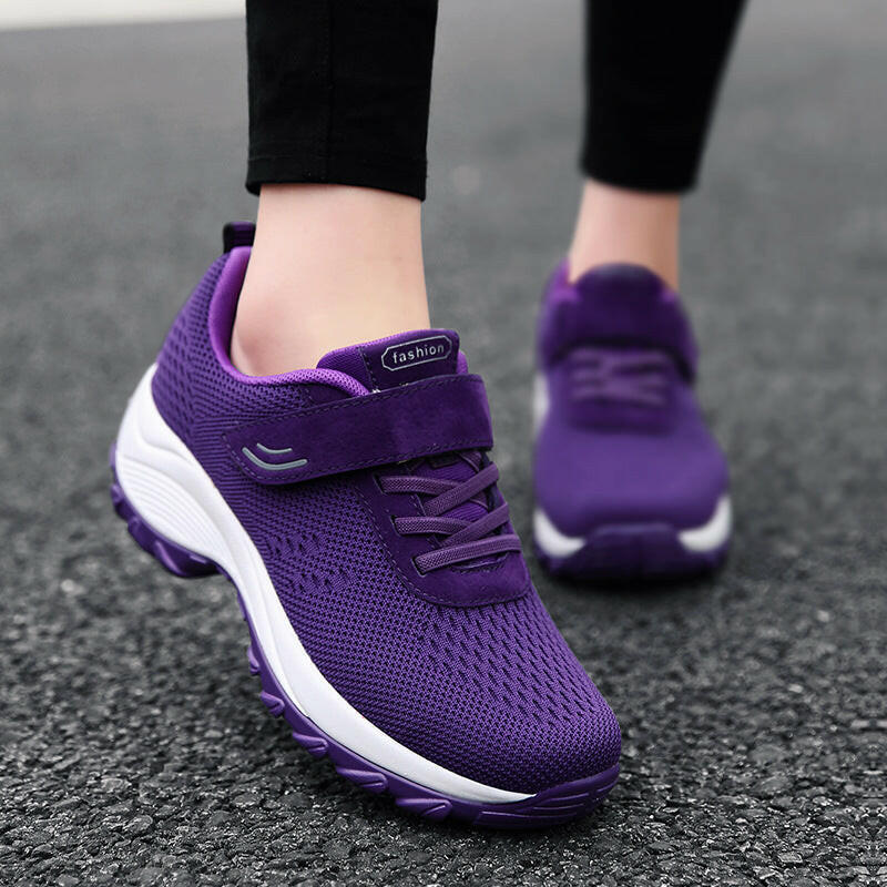 Running Shoes, Outdoor Key-step Sports Shoes, Thick-soled Height-increasing Shoes.