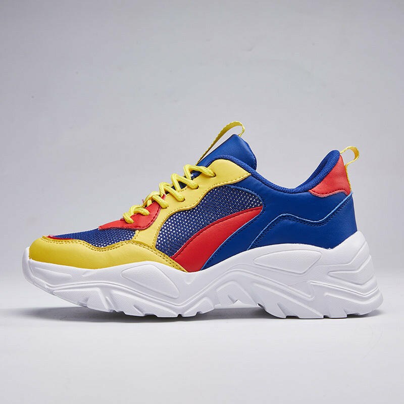 Lightweight And Breathable Mesh Casual Sneakers.