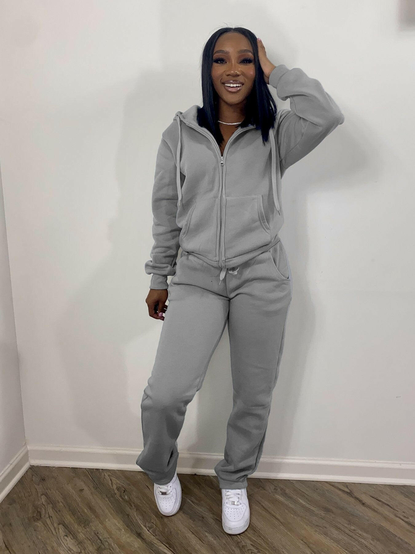 Women Sweatsuit Set 2 Piece Outfits Casual Hoodies Tops And Sweatpants Jogger Tracksuits Loose Trousers.