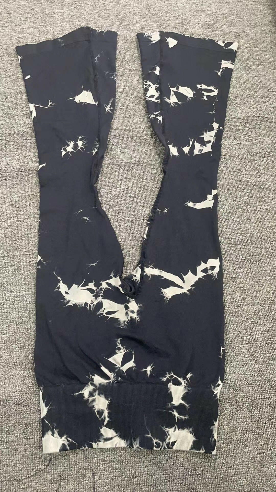 Fashion Tie Dye Printed Yoga Bell-Bottomed Pants Seamless High Waist Quick-drying Fitness Running Sports Leggings Women Flares.