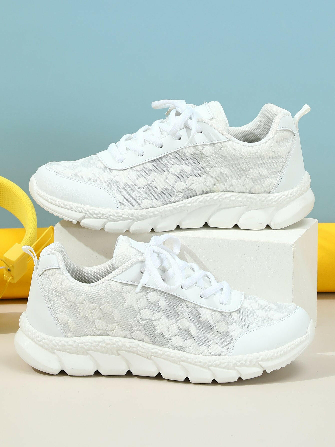 Breathable Lightweight Casual Women's Sports Shoes.