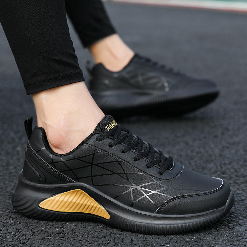 Casual Leather Sports Casual Running Daddy Shoes.