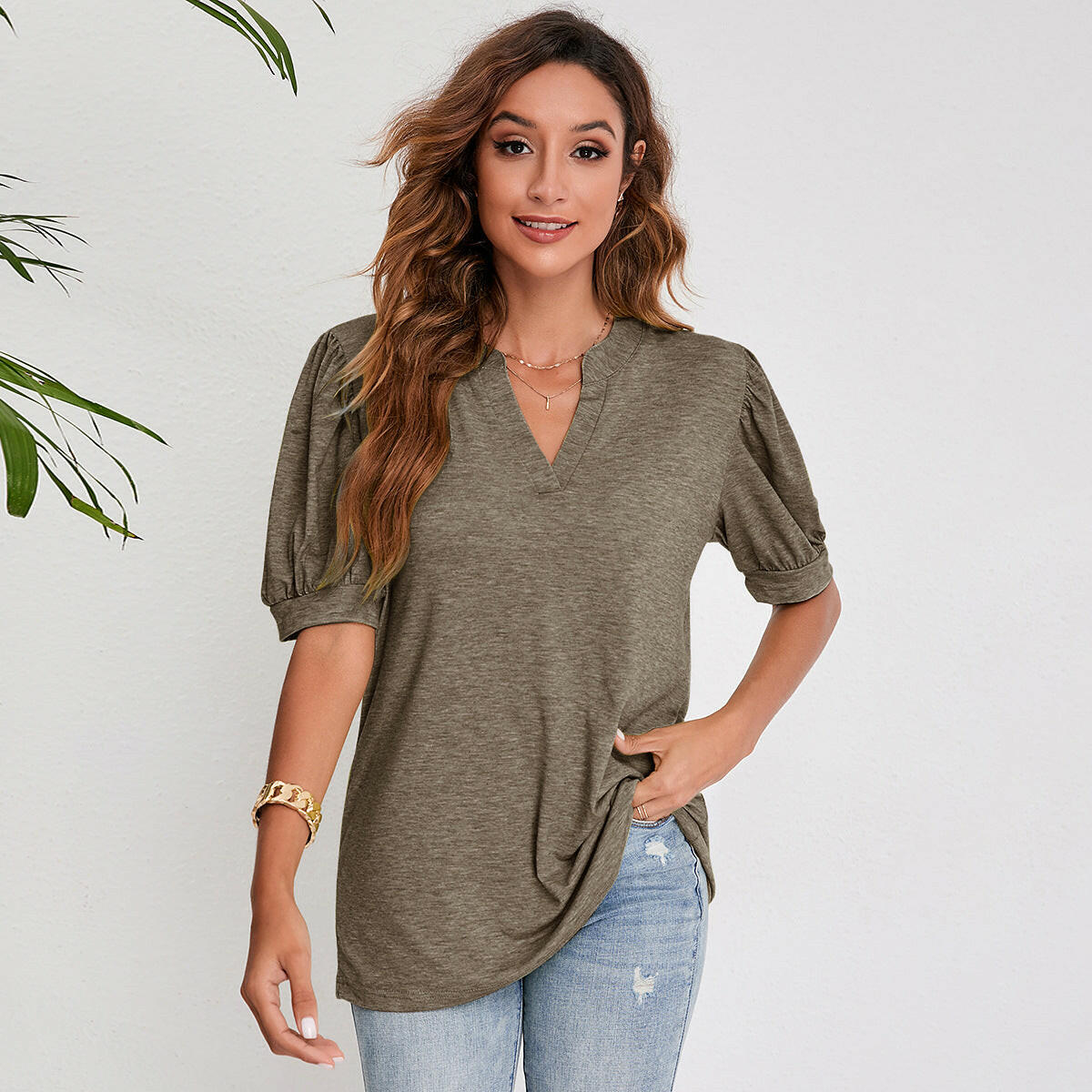 Women's Pleated Puff Sleeve Tops Summer V Neck T Shirts Casual Loose Blouses.