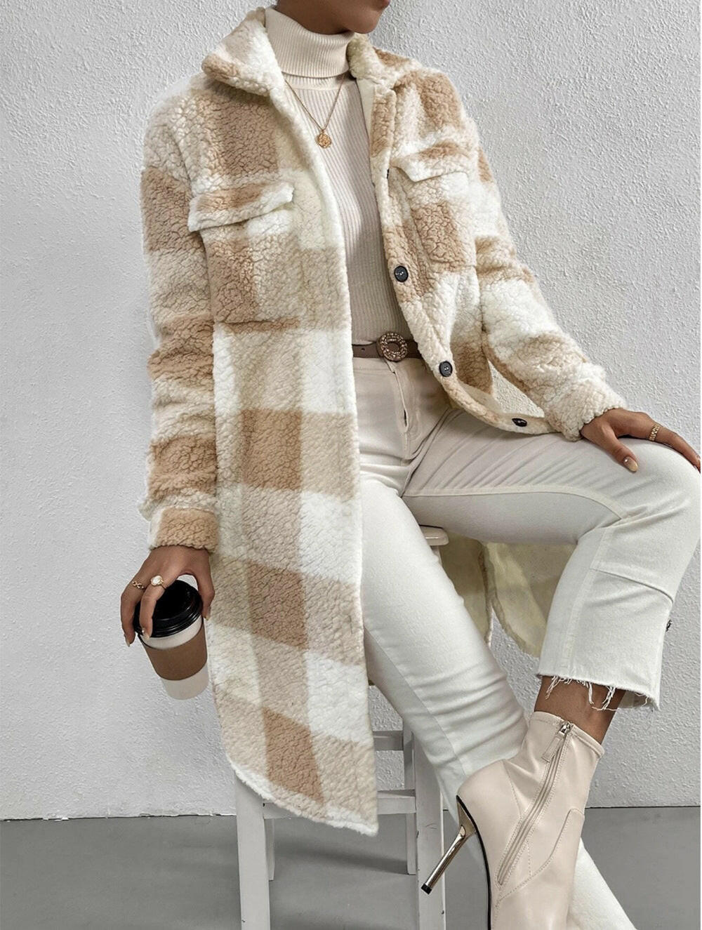 Button Lapel Plush Plaid Coat Loose.