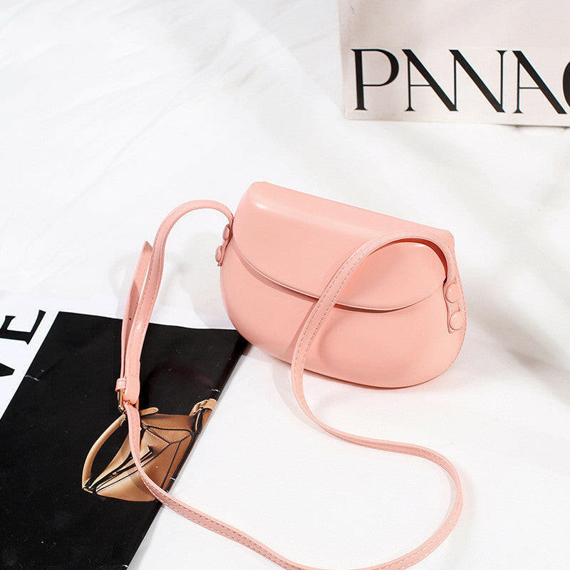 Candy Color Cute Shell Bag Ins Fashion Saddle Bags Women Shoulder Messenger Bag.