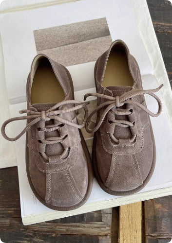 Women's Soft-soled Leather Shoes With A Comfortable Feel.