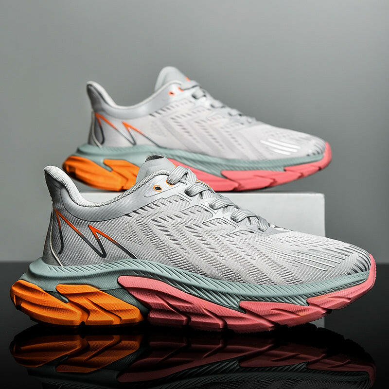 Flying Woven Mesh Breathable Sneakers Men Low Top.