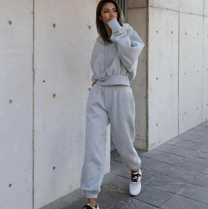 New Style Autumn And Winter Women's New Casual Hoodie Coat Sports Suit.