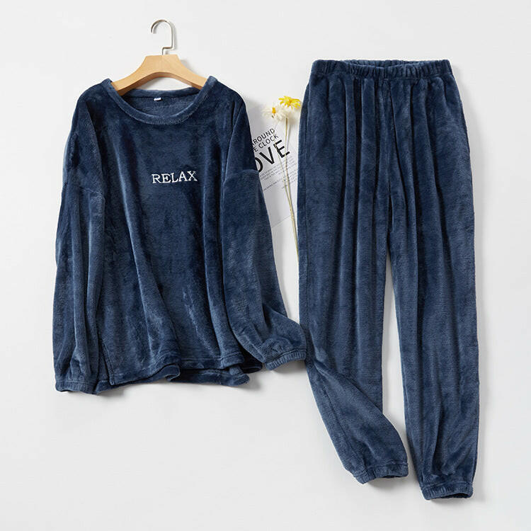 Flannel Pajamas Sets Winter Home Clothes For Women Men Sleepwear Couple.