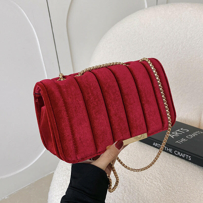 One Shoulder Velvet Chain Crossbody Bag.