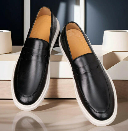 Breathable British Style Loafers Men.