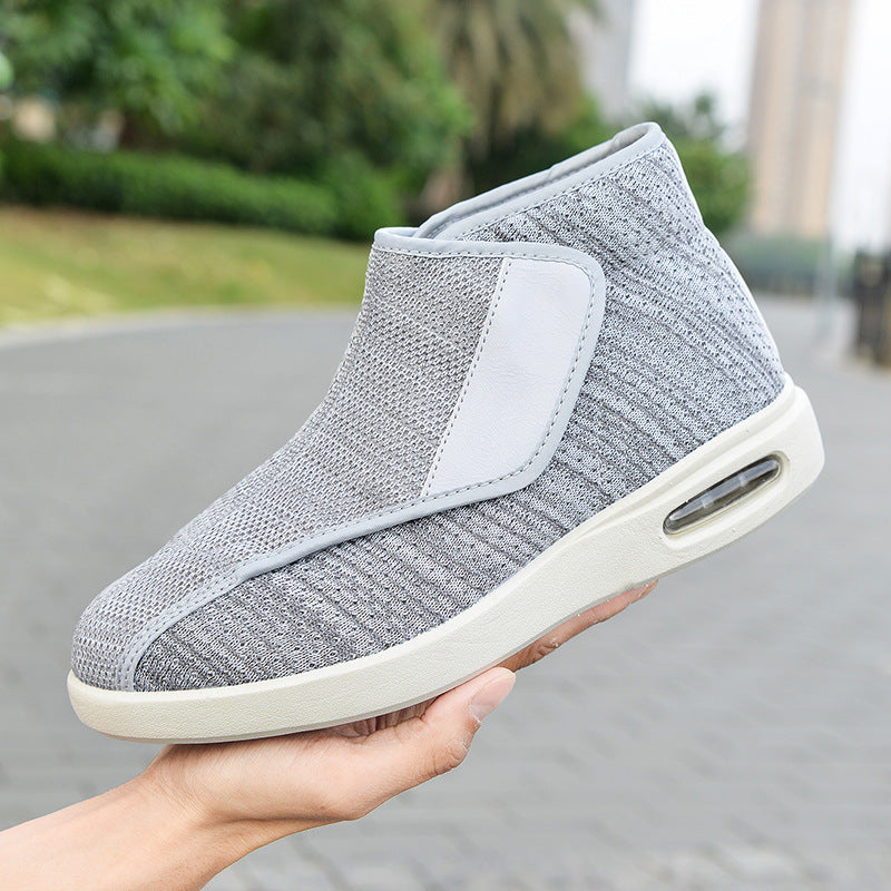 Winter shoes for the elderly with Velcro and large opening