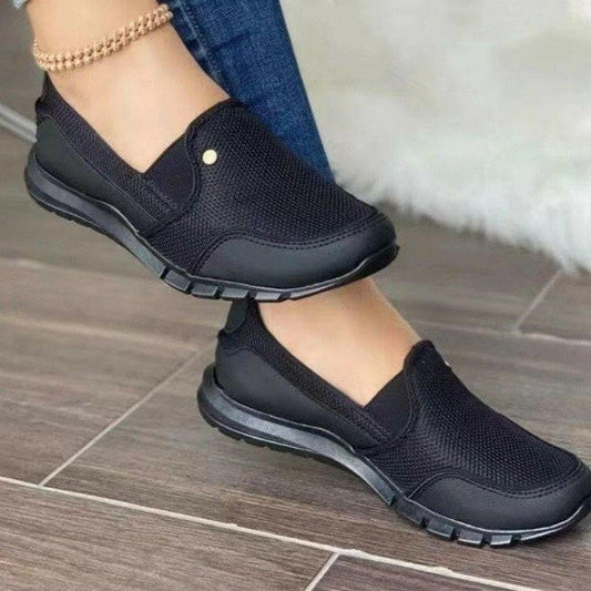 Casual Shoes Flat Heel Slip-on Loafers Women New Fashion Shoes.