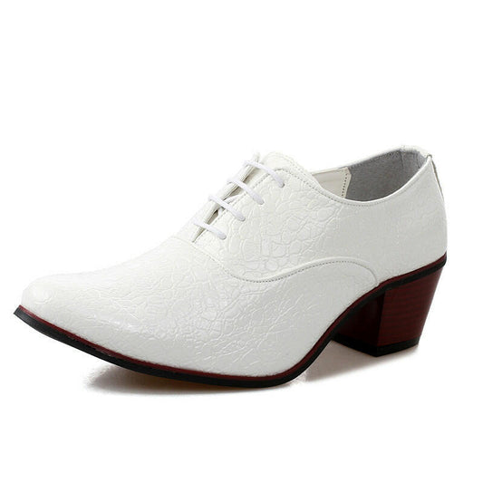 British Fashion Shoe Men Have Raised Pointy Tips.